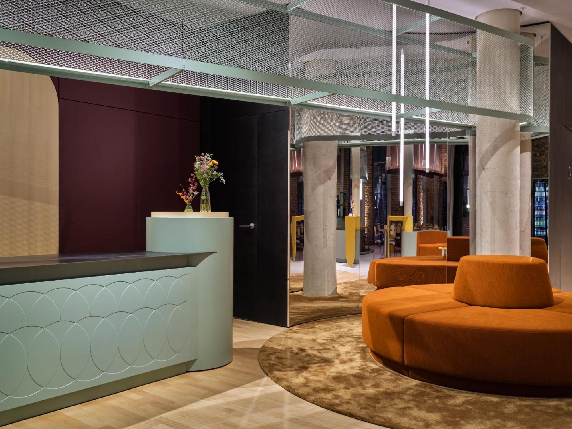 Noxx Hotel Marburg エクステリア 写真