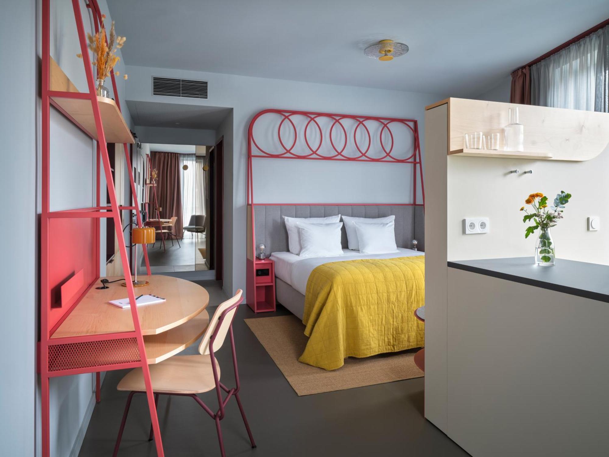 Noxx Hotel Marburg エクステリア 写真
