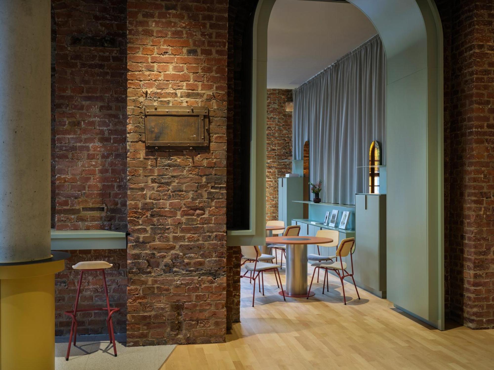 Noxx Hotel Marburg エクステリア 写真
